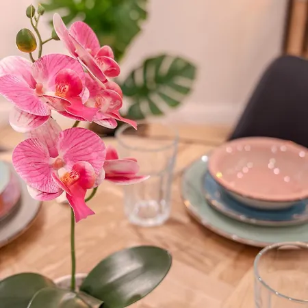 Blue Chili 35 - In Treptow * برلين